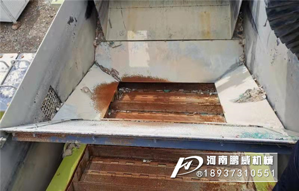 1100寬鏈?zhǔn)矫撍斔蜋C(jī)使用現(xiàn)場