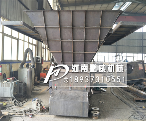 全封閉重型板鏈?zhǔn)捷斔蜋C(jī)