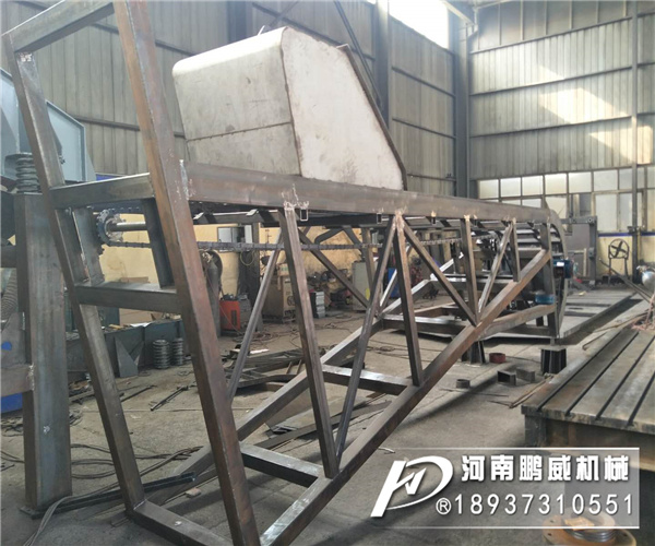 污泥單斗提升機(jī)