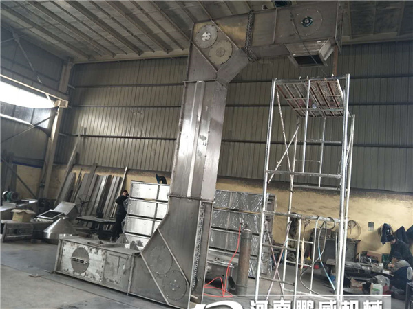 轉(zhuǎn)斗式輸送機
