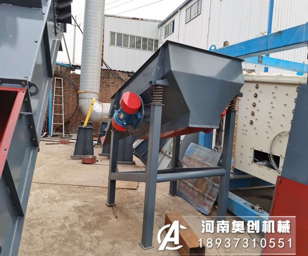 礦用直線振動(dòng)篩
