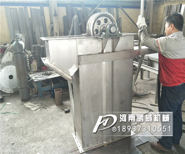 環(huán)鏈斗式提升機更換鏈條料斗步驟